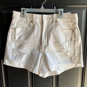 NWT American Eagle Mom Shorts Distressed Stretch Size 8